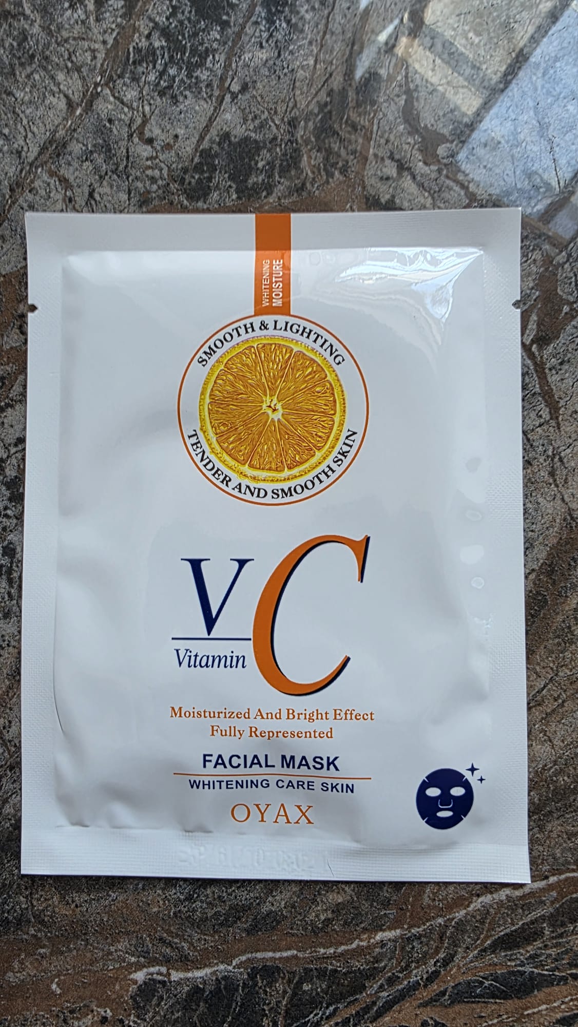 Mască revitalizantă cu vitamina C